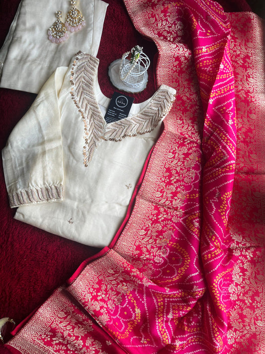 “AMRUTA” Dola Silk Suit Set an Off White 💕✨
